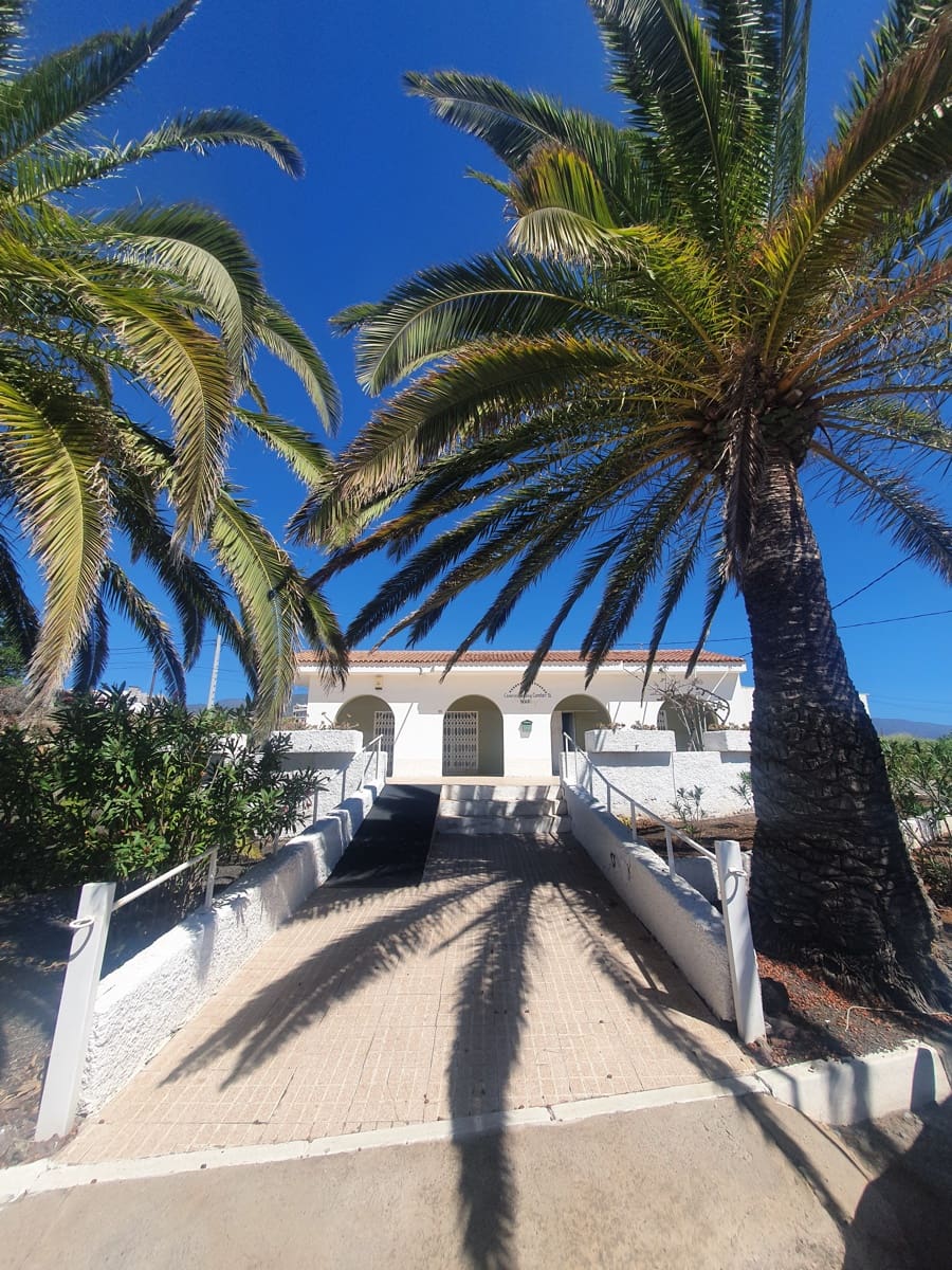 Erhverv til salg i Granadilla de Abona - € 199.500 (Ref: 7411462)