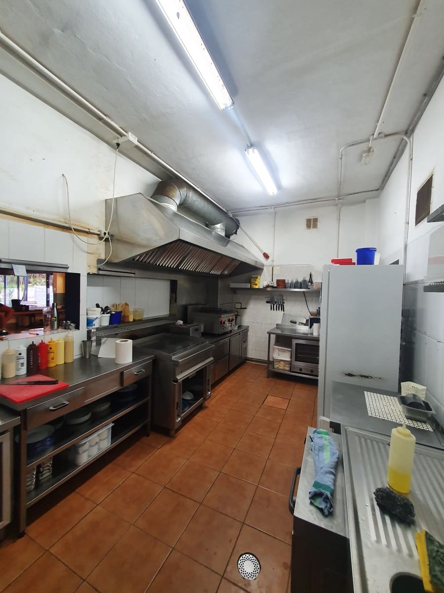 Komercyjne na sprzedaż w San Eugenio - 95 000 € (Ref: 7411489)