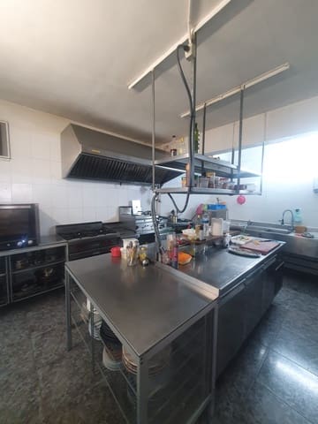 Kommersiell til salgs i Playa de la Arena, Santiago del Teide - € 120 000 (Ref: 7723350)