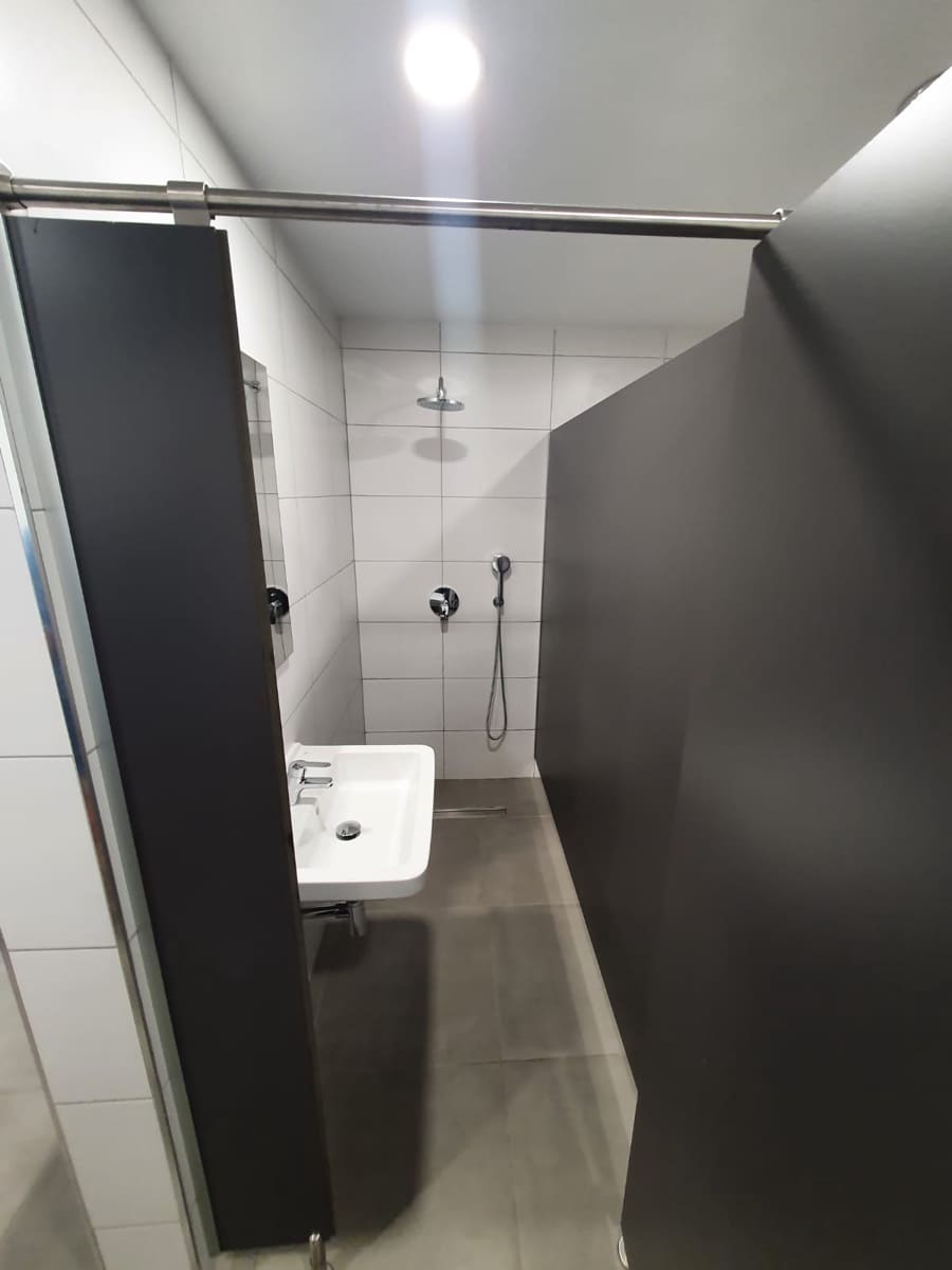 Commercial for sale in Torviscas - € 590,000 (Ref: 8675219)