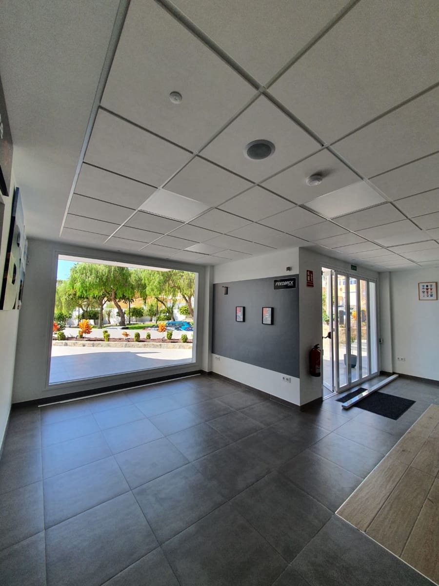 Commercial for sale in Torviscas - € 590,000 (Ref: 8675219)