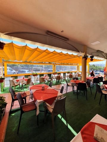 Commerciale in vendita in Fañabe, Adeje - 130.000 € (Rif: 8811856)
