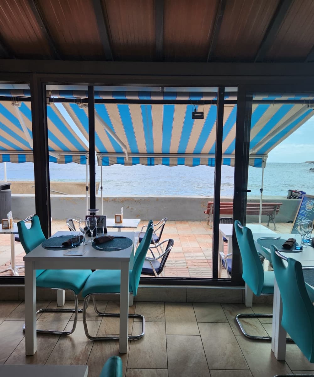 Kommersiell til salgs i Las Galletas - € 220 000 (Ref: 8811857)