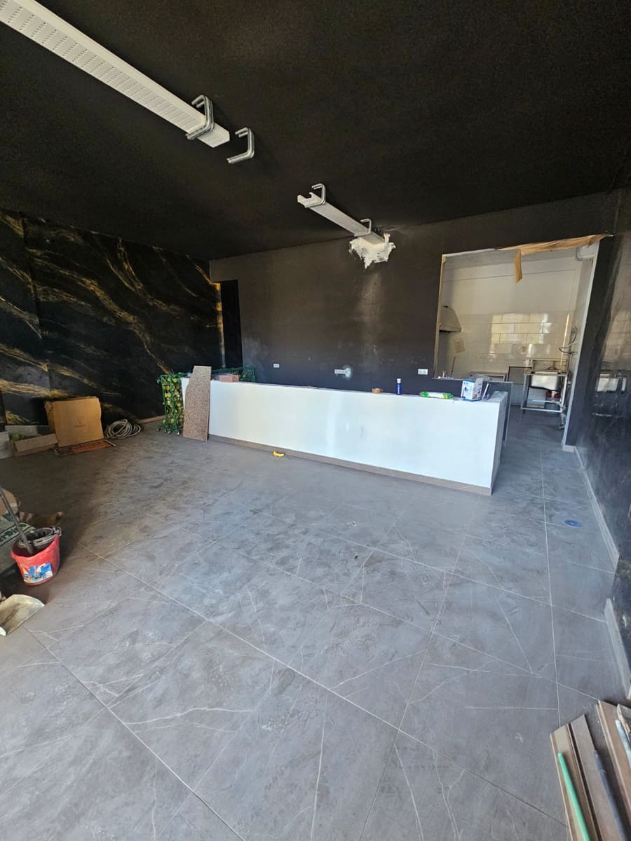 Commercial for sale in Adeje - € 20,000 (Ref: 8853213)