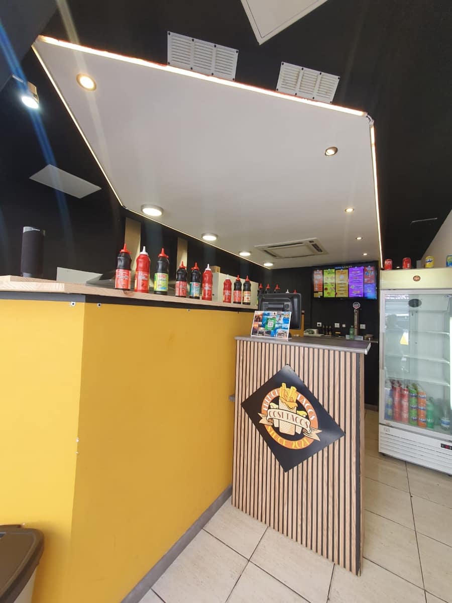 Komercyjne na sprzedaż w Los Cristianos - 70 000 € (Ref: 8914567)