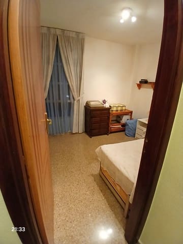 3 makuuhuone Huoneisto myytävänä paikassa Los Cristianos, Arona mukana uima-altaan - 365 000 € (Ref: 9123864)