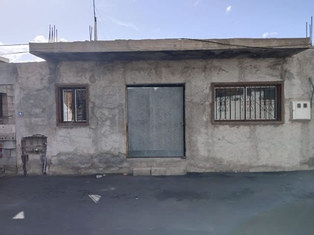 4 soverom Hus til salgs i Chirche, Guía de Isora - € 145 000 (Ref: 9123894)
