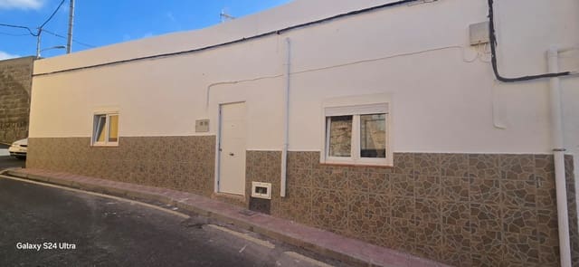 3 soverom Hus til salgs i Arona - € 170 000 (Ref: 9123895)
