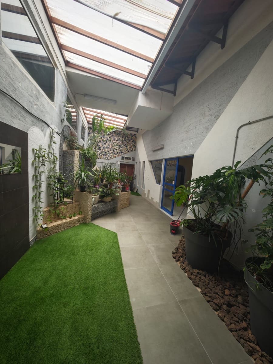 3 soveværelse Byhus til salg i Costa del Silencio med swimmingpool garage - € 950.000 (Ref: 9129253)