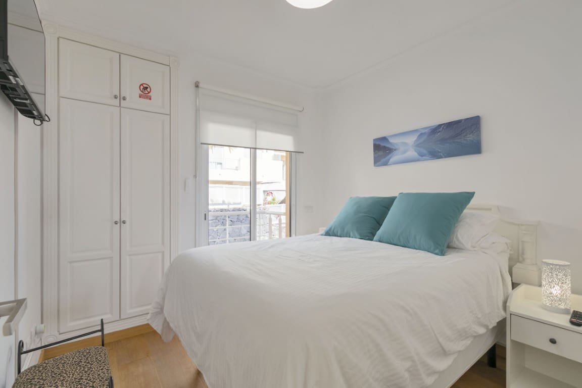 4 soveværelse Villa til salg i Puerto Santiago - € 1.150.000 (Ref: 9129254)