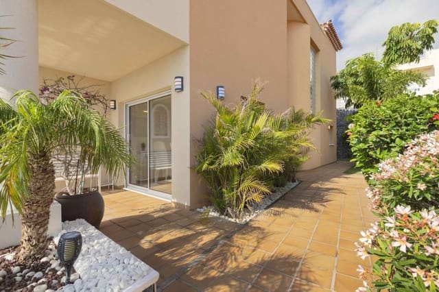 4 makuuhuone Huvila myytävänä paikassa Puerto Santiago, Santiago del Teide mukana uima-altaan 
autotalli - 1 050 000 € (Ref: 9129254)