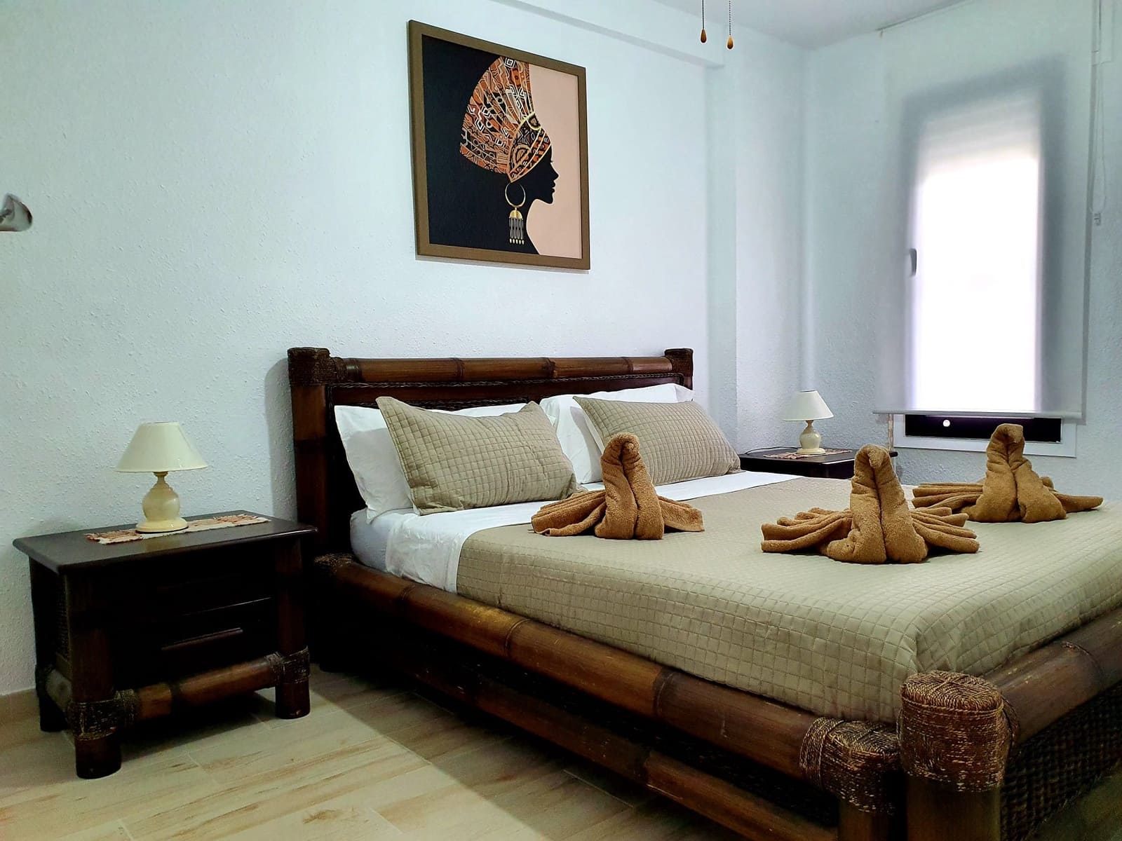 2 soveværelse Lejlighed til salg i Playa de las Americas med swimmingpool garage - € 630.000 (Ref: 9148234)