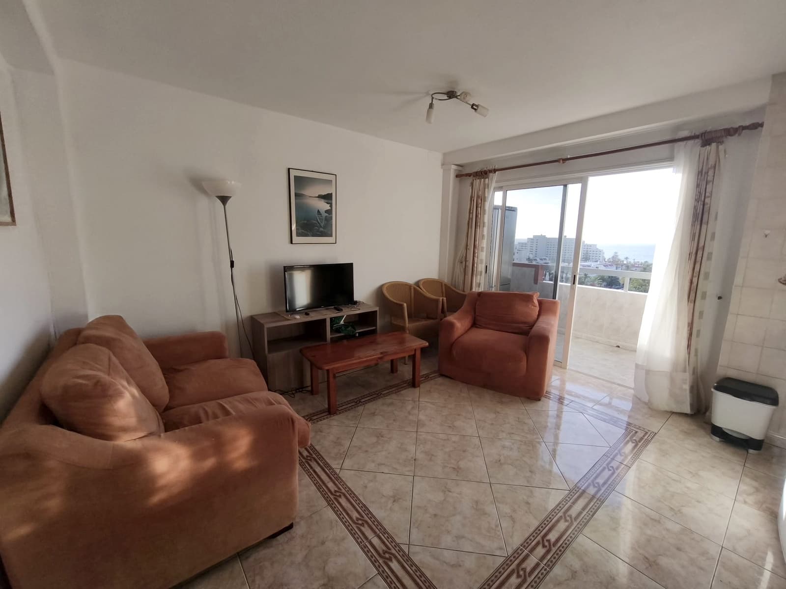 1 bedroom Apartment for sale in Playa de las Americas with pool garage - € 269,000 (Ref: 9470030)