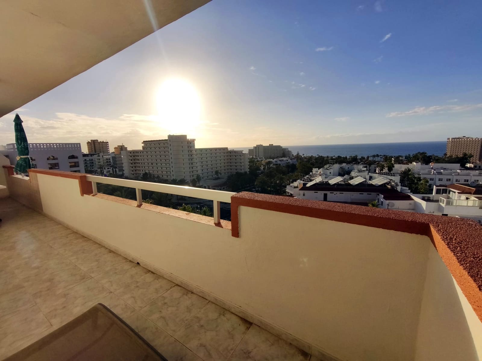 1 bedroom Apartment for sale in Playa de las Americas with pool garage - € 269,000 (Ref: 9470030)