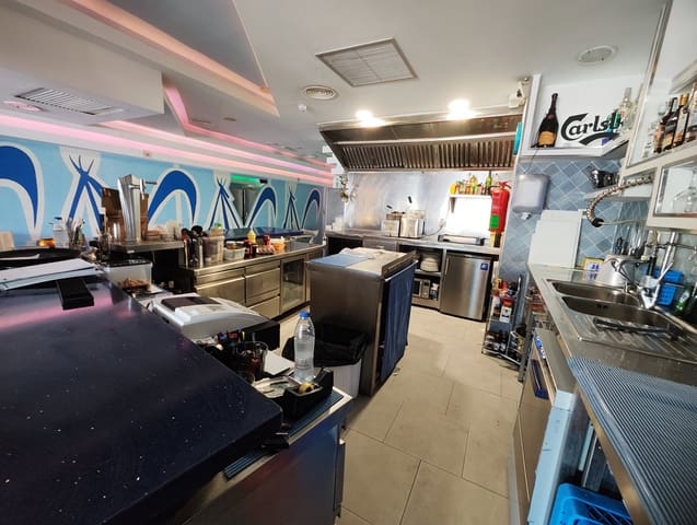 Local Commercial à vendre à Los Cristianos, Arona - 99 000 € (Ref: 9490955)