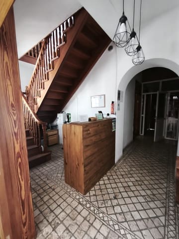 11 slaapkamer Commercieel te koop in Vilaflor met zwembad - € 195.000 (Ref: 9635100)