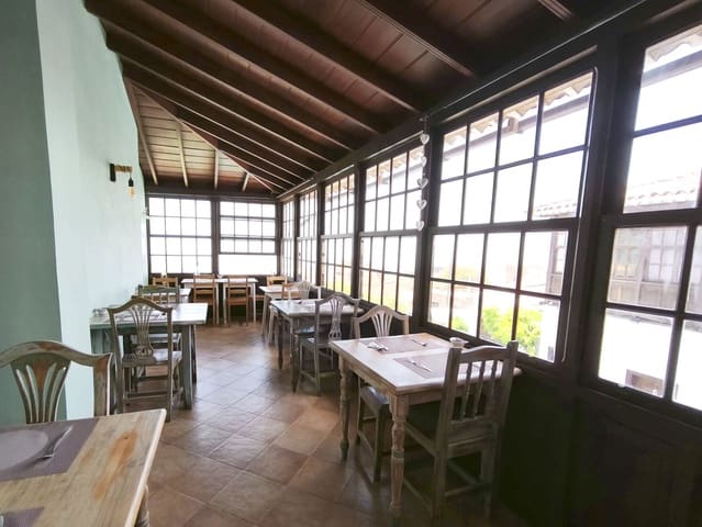 11 slaapkamer Commercieel te koop in Vilaflor met zwembad - € 195.000 (Ref: 9635100)