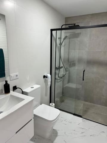 1 makuuhuone Huoneisto myytävänä paikassa Torviscas, Adeje mukana uima-altaan - 325 000 € (Ref: 9643330)