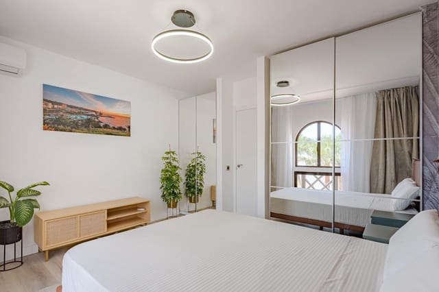 2 soveværelse Lejlighed til salg i San Eugenio, Adeje med swimmingpool - € 365.000 (Ref: 9866198)