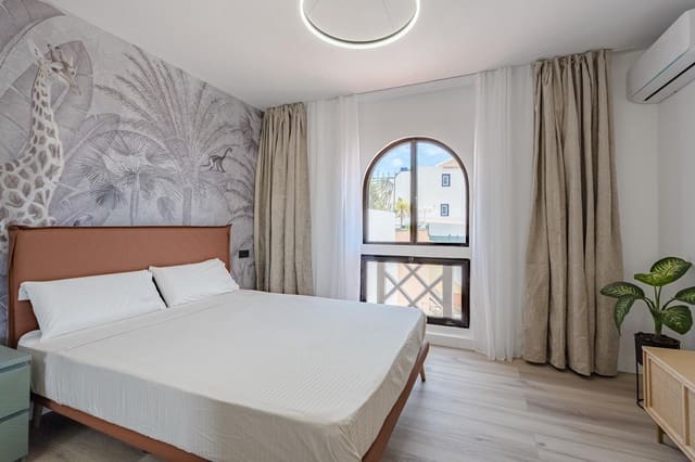 2 soveværelse Lejlighed til salg i San Eugenio, Adeje med swimmingpool - € 365.000 (Ref: 9866198)