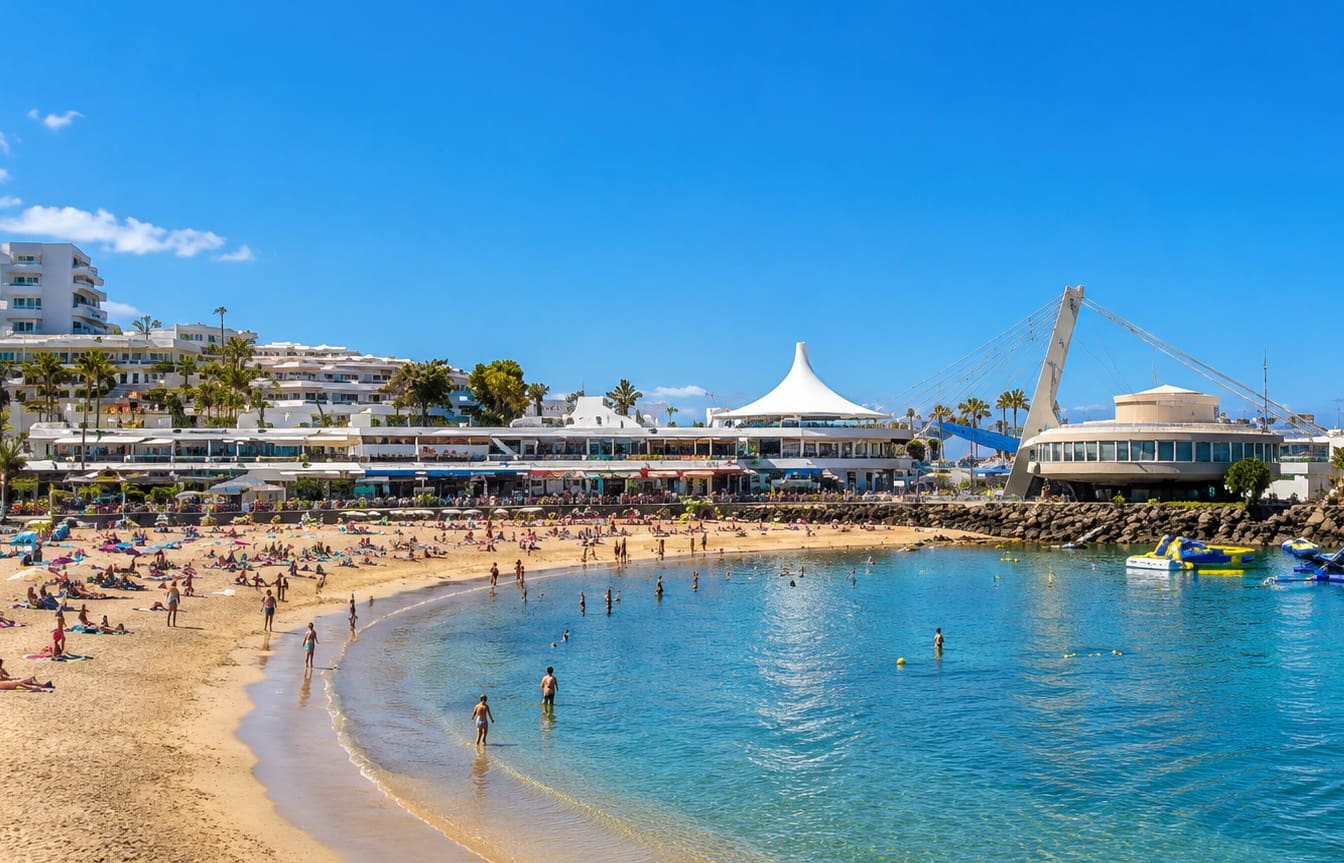Commercial for sale in San Eugenio - € 200,000 (Ref: 9872522)