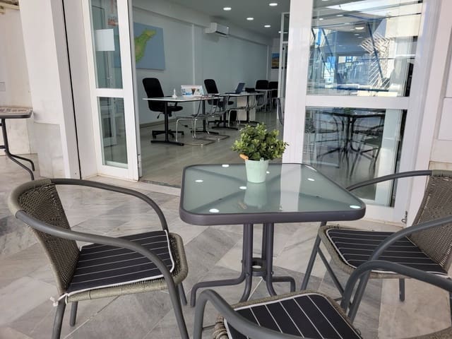 Gewerbe zu verkaufen in San Eugenio, Adeje - 95.000 € (Ref: 9909453)