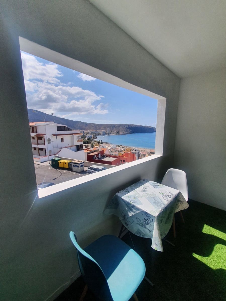 2 Zimmer Apartment zu verkaufen in Los Cristianos - 360.000 € (Ref: 9968019)
