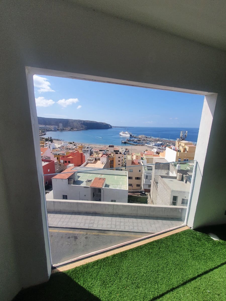 2 Zimmer Apartment zu verkaufen in Los Cristianos - 360.000 € (Ref: 9968019)