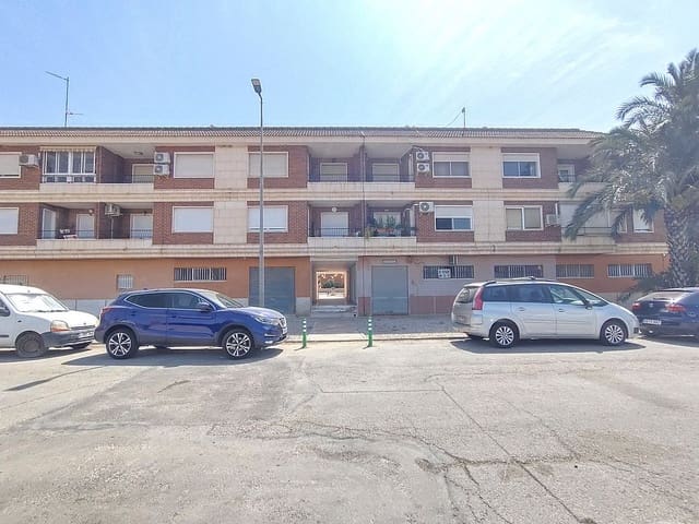 3 Zimmer Apartment zu verkaufen in Jacarilla - 120.000 € (Ref: 10062726)