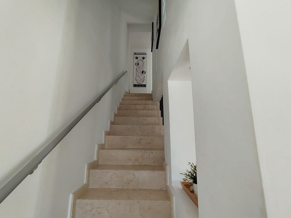 Casa de 2 habitaciones en La Zenia en alquiler con piscina garaje - 1.450 € (Ref: 10104266)