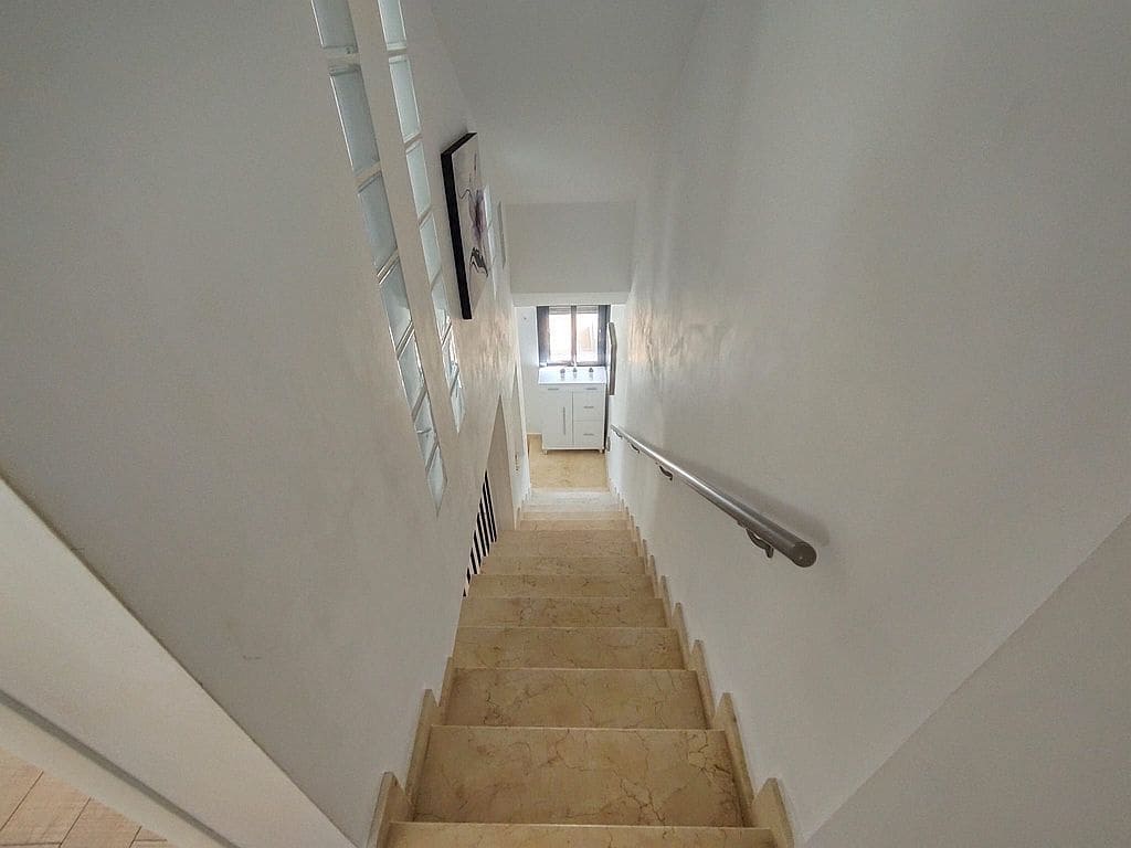 Casa de 2 habitaciones en La Zenia en alquiler con piscina garaje - 1.450 € (Ref: 10104266)