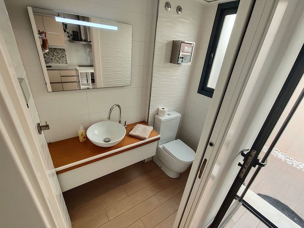 Casa de 2 habitaciones en La Zenia en alquiler con piscina garaje - 1.450 € (Ref: 10104266)