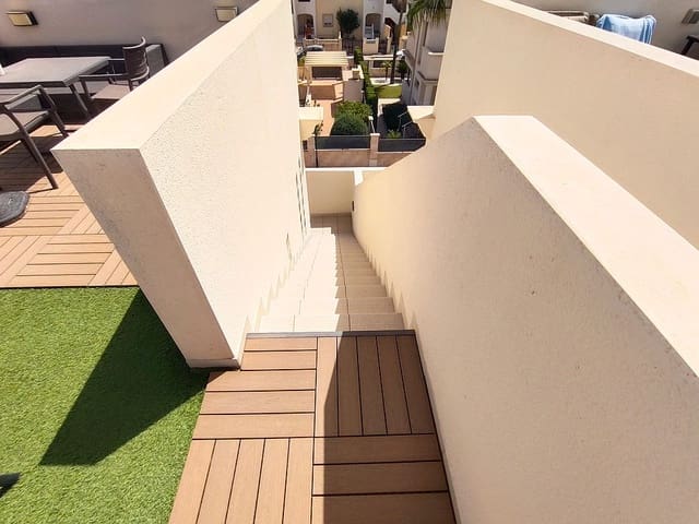 Casa de 2 habitaciones en La Zenia, Orihuela en alquiler con piscina garaje - 1.450 € (Ref: 10104266)