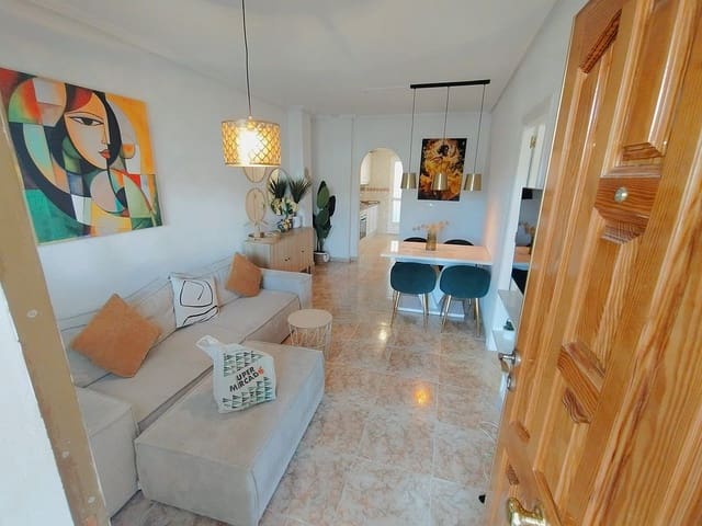 2 makuuhuone Huoneisto vuokrattavana paikassa Punta Prima, Torrevieja mukana uima-altaan 
autotalli - 850 € (Ref: 10113414)