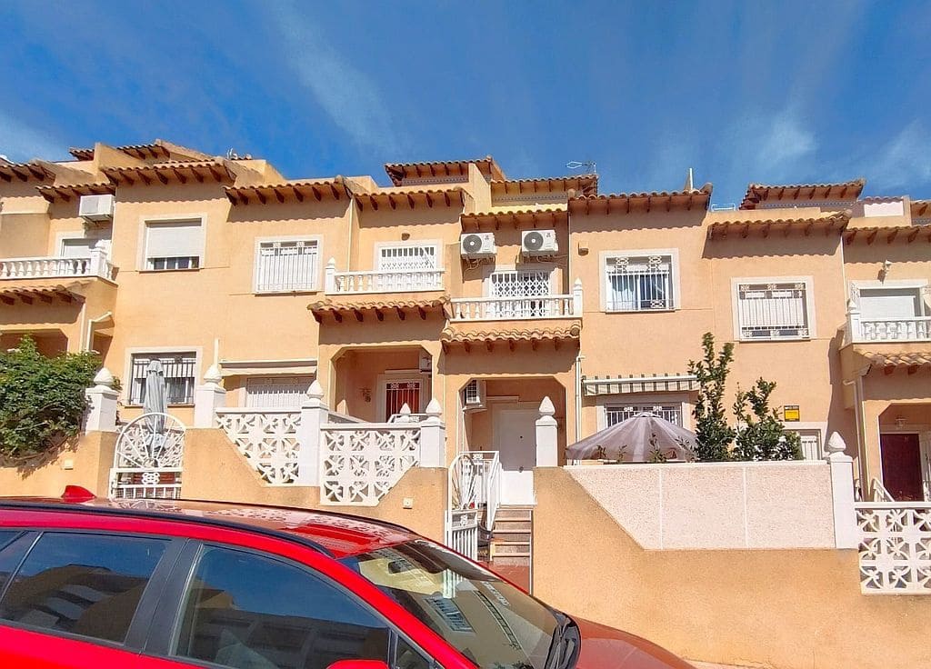 2 bedroom Townhouse for rent in Orihuela Costa - € 850 (Ref: 10113417)