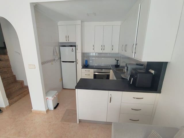 2 bedroom Townhouse for rent in Las Filipinas - € 850 (Ref: 10113417)