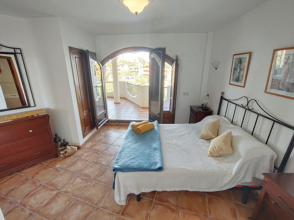 2 quarto Apartamento para venda em Punta Prima com piscina garagem - 195 000 € (Ref: 10185426)