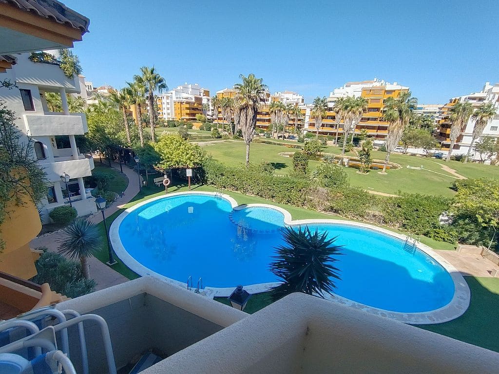 2 quarto Apartamento para venda em Punta Prima com piscina garagem - 195 000 € (Ref: 10185426)