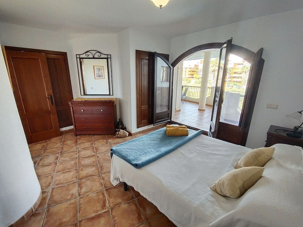 2 quarto Apartamento para venda em Punta Prima com piscina garagem - 195 000 € (Ref: 10185426)
