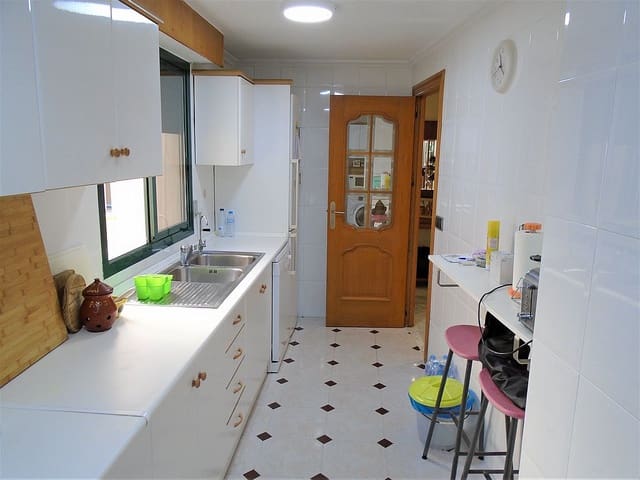 4 soveværelse Penthouse til salg i Las Piscinas Naturales, Torrevieja - € 298.950 (Ref: 7473646)
