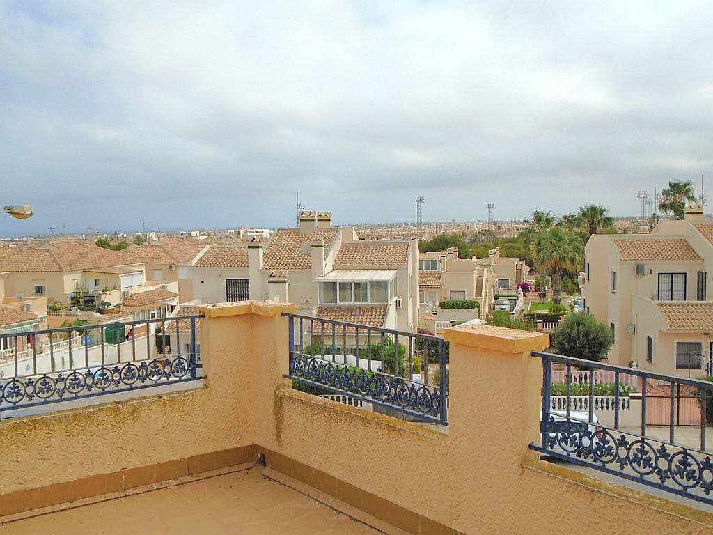 3 sypialnia Dom na sprzedaż w Playa Flamenca z basenem garażem - 299 000 € (Ref: 8355683)