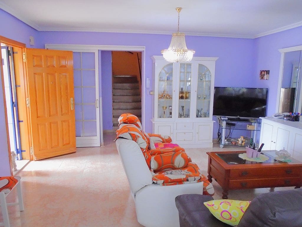 3 sypialnia Dom na sprzedaż w Playa Flamenca z basenem garażem - 299 000 € (Ref: 8355683)