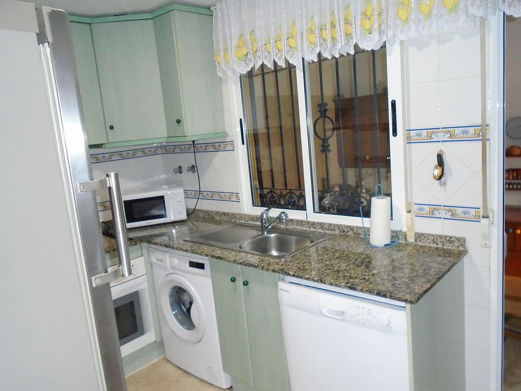 3 sypialnia Dom na sprzedaż w Playa Flamenca z basenem garażem - 299 000 € (Ref: 8355683)