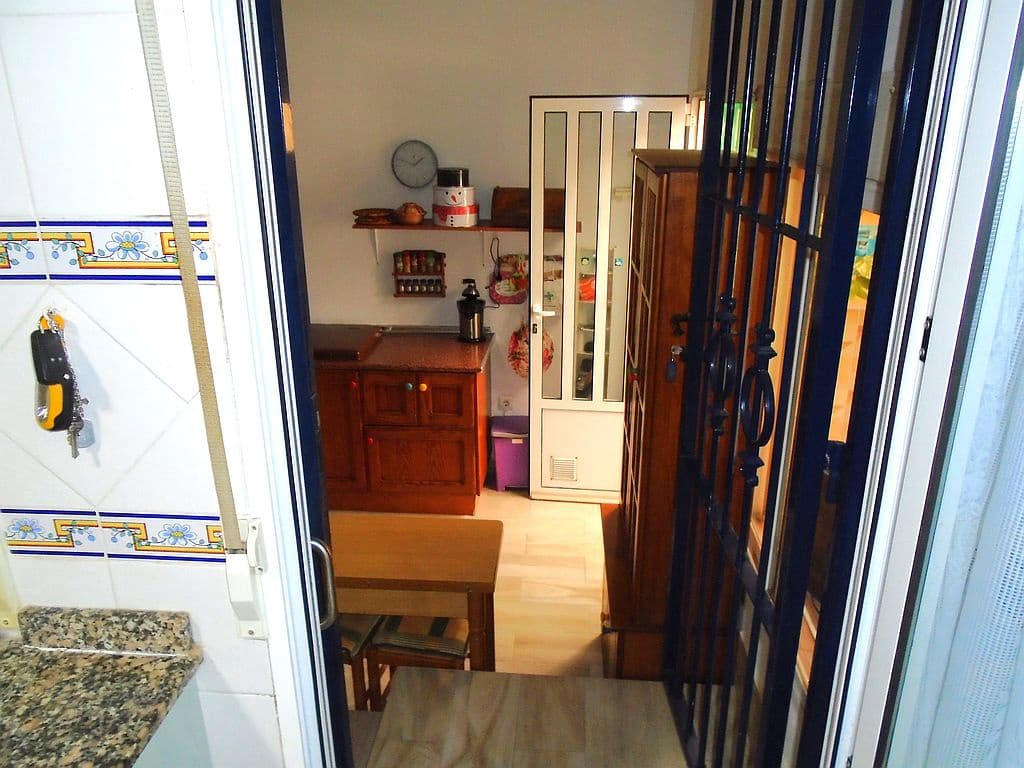 3 sypialnia Dom na sprzedaż w Playa Flamenca z basenem garażem - 299 000 € (Ref: 8355683)