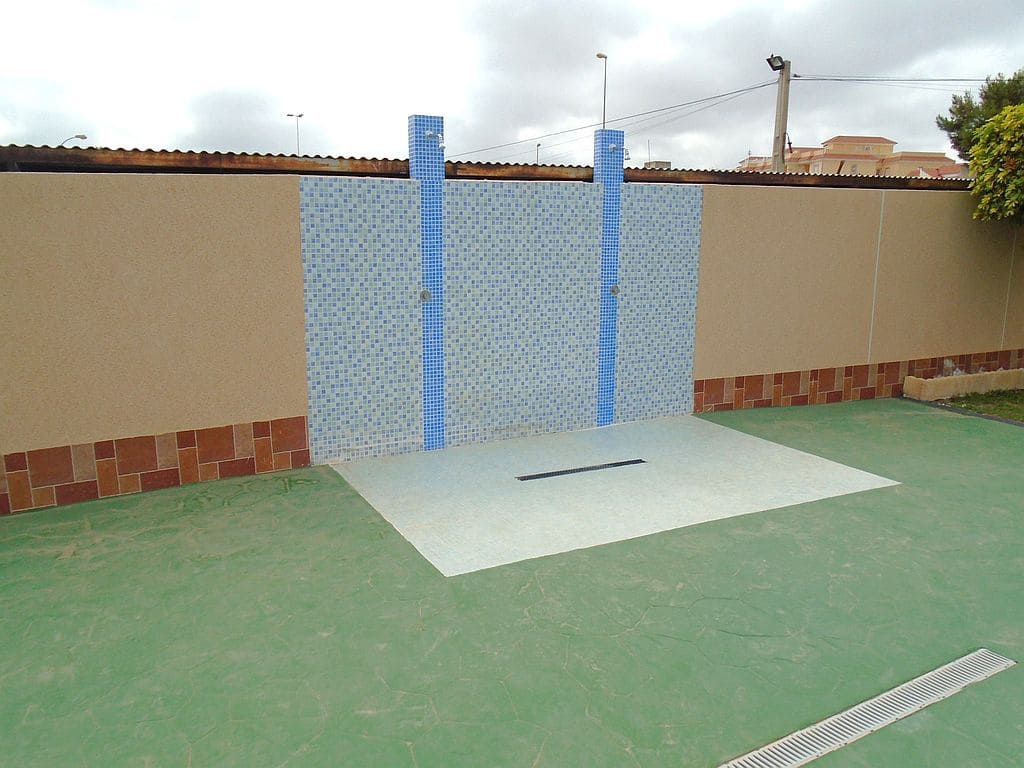 3 sypialnia Dom na sprzedaż w Playa Flamenca z basenem garażem - 299 000 € (Ref: 8355683)