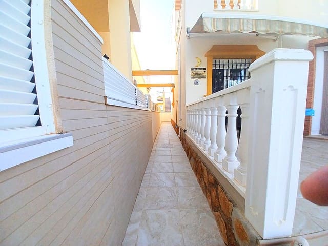 Chalet de 3 habitaciones en Pilar de la Horadada ciudad, Pilar de la Horadada en venta con piscina garaje - 260.000 € (Ref: 8680971)