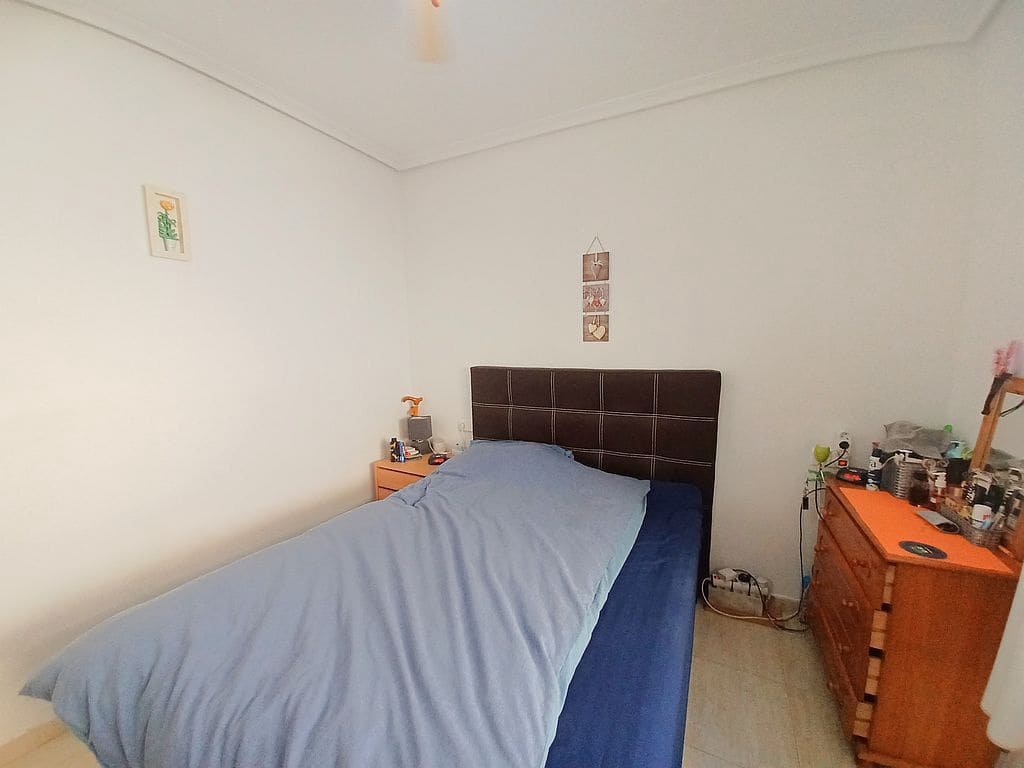 Chalet de 3 habitaciones en Pilar de la Horadada en venta con piscina garaje - 260.000 € (Ref: 8680971)