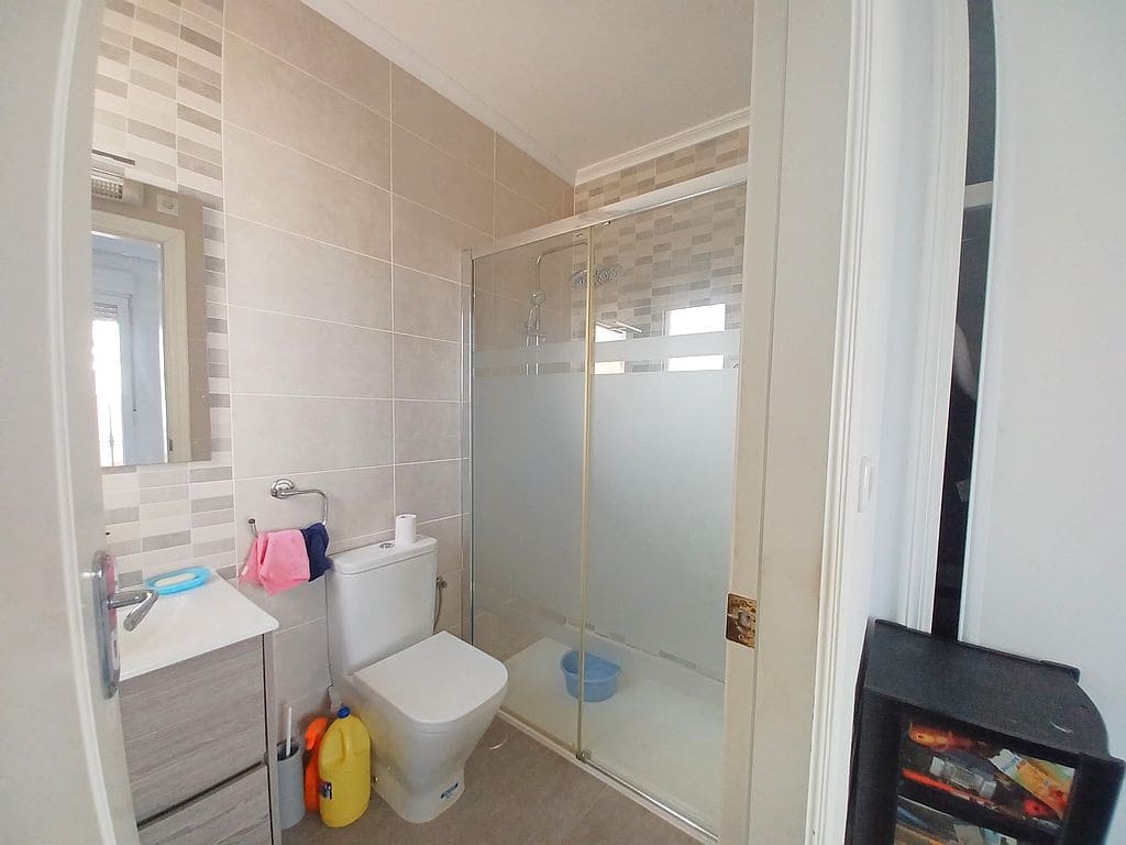 Chalet de 3 habitaciones en Pilar de la Horadada en venta con piscina garaje - 260.000 € (Ref: 8680971)