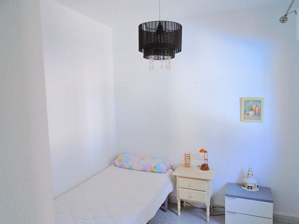 6 soveværelse Rækkehus til salg i Filipinas med swimmingpool garage - € 450.000 (Ref: 8989704)