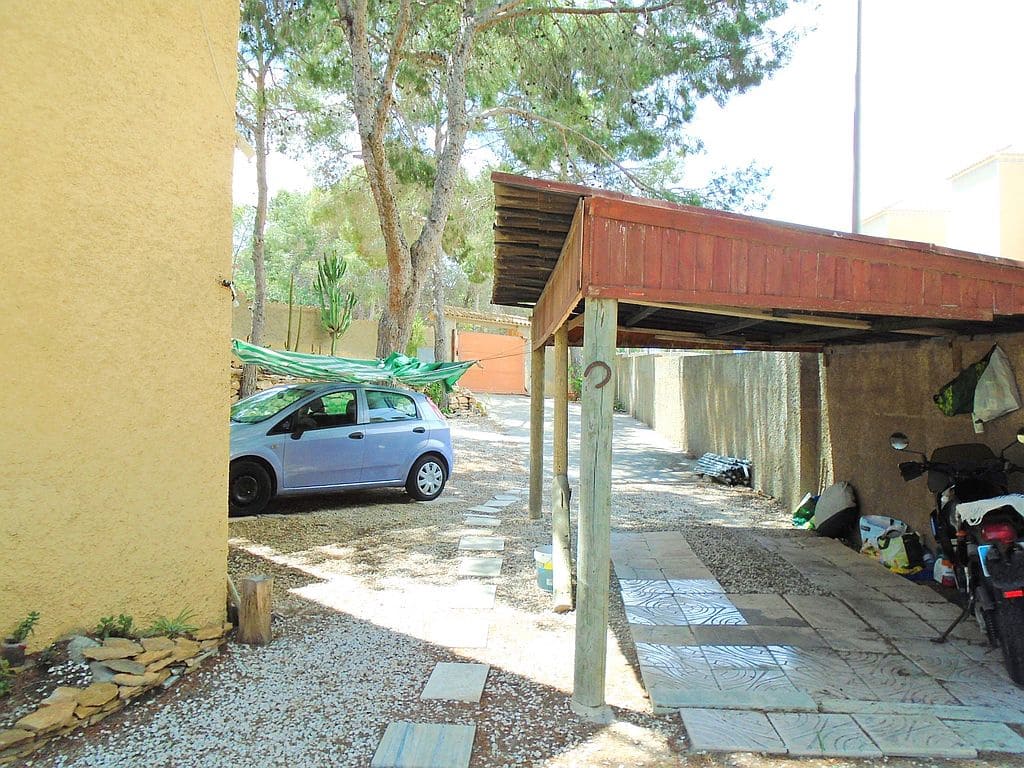 6 soveværelse Rækkehus til salg i Filipinas med swimmingpool garage - € 450.000 (Ref: 8989704)